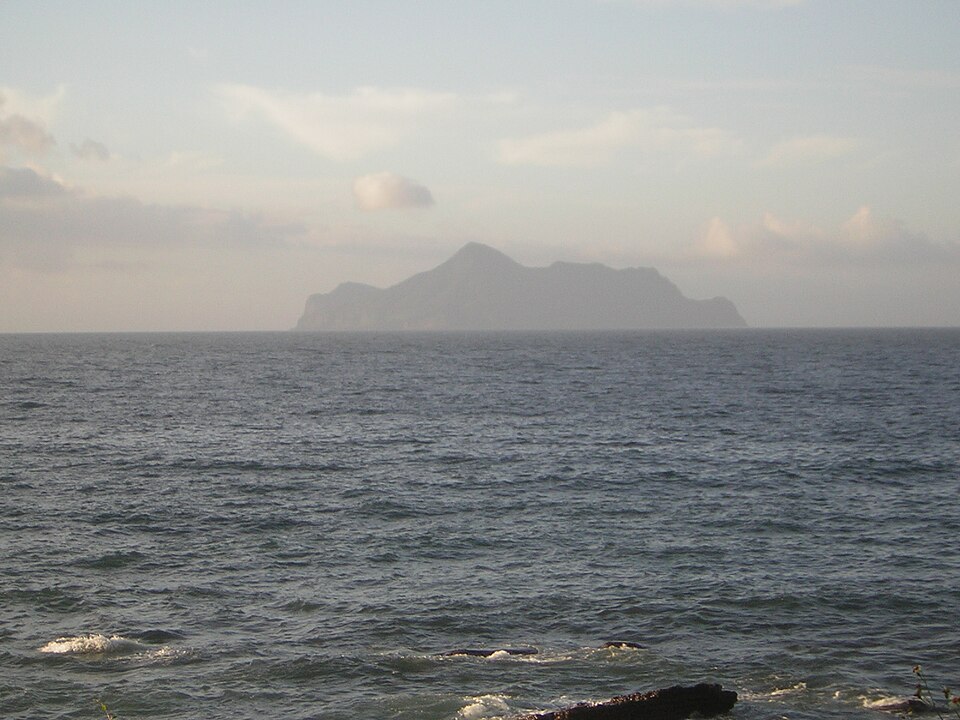 亀山島