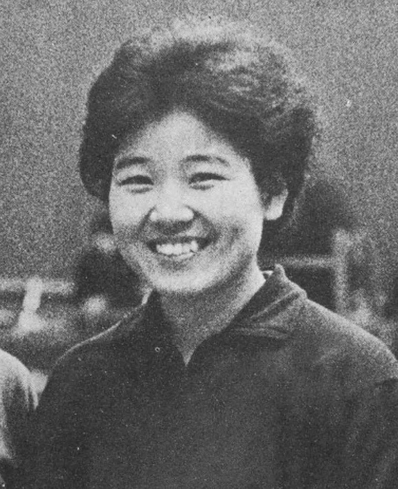 松崎キミ代